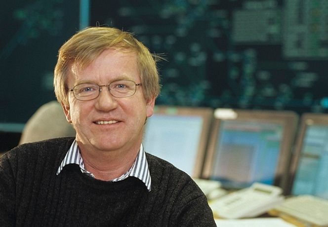 KLAR: Direktør for strategiske ikt-prosjekter Anders Larsen hos Statnett er klar på at bredbåndsutbygging for samfunnet ikke er statsforetakets oppgave.