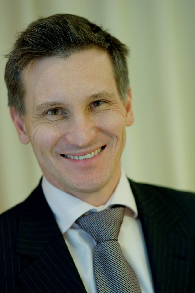 Forbrukerombud Bjørn Erik Thon er fornøyd med at Netcom ikke lenger er alene om å ha en avtale med Apple.