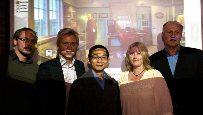 FRA VENSTRE: Tobias Messenbrink (Norsk Telemuseum), Christian Opdal Eid (Movinpics), Hung Xuan Ho (Movinpics), Laila Andersen (Norsk Telemuseum) og Arve Meisingset (Telenor R&I).
