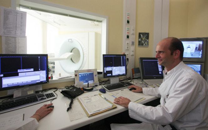 Investerer mye Det er en lang og dyr prosess å utvikle PET-teknologien, sier overlege Bernd Joachim Krause ved München-klinikken.