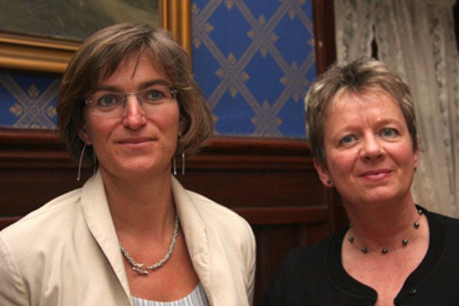 Enorm utfordring - Det er en enorm utfordring verden står overfor, mener SFT-direktør Ellen Hambro og DN-direktør Janne Sollie. (Foto: Mona Sprenger)
