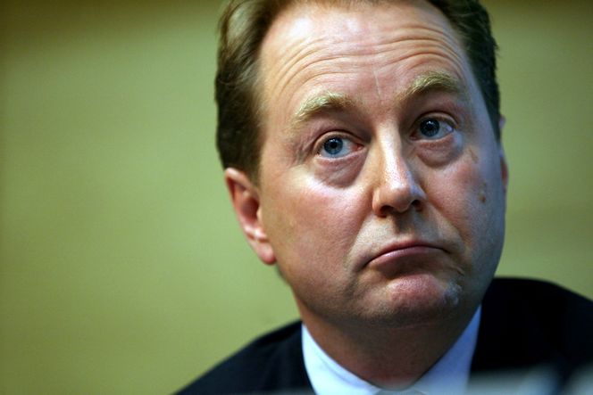 STIFTELSE: Kjell Inge Røkke og statsminister Jens Stoltenberg skal ha diskutert å overføre Aker-formuen til en sosialdemokratisk stiftelse, skriver Finansavisen.