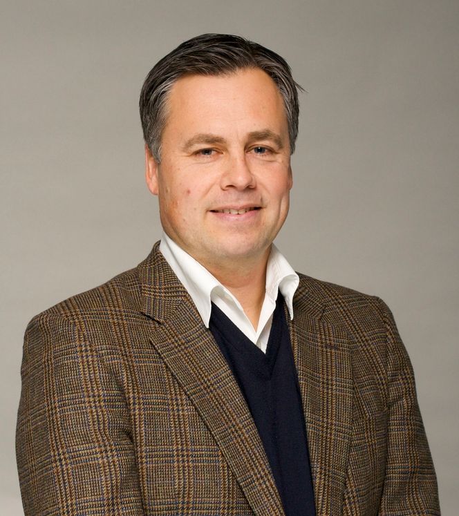 PÅ HD-TRONEN:
Informasjonsdirektør i Canal Digital, Jørgen Thaule, tror de når en kvart million HD-mottakere før påske.