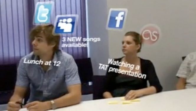 Kompass Bruksområdene for AR er mange, blant annet kan det gjøre det enklere å huske ting om andre mennesker hvis man knytter det opp til Facebok og Twitter.