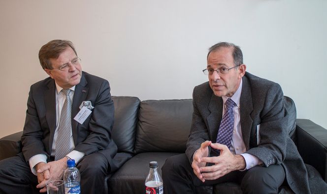 Kreftforskere: Professor Mario Sznol fra Yale School of Medicine (t.h.) og professor Cornelius van de Velde som er president for European CanCer Organisation har stor tro på kreftbekjempelse det neste tiåret