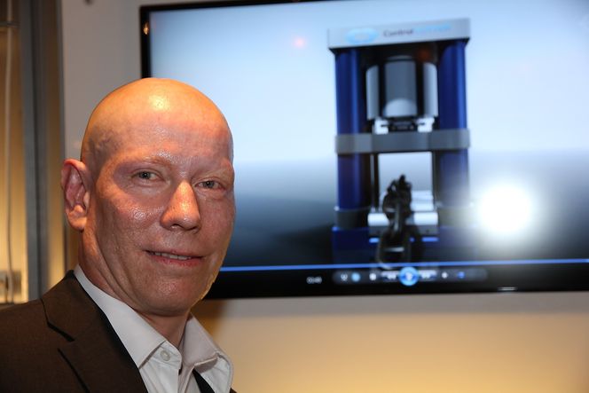 God mottakelse: Petter Birkeland demonstrerte Control Cutter under OTC i Houston i fjor. Nå samarbeider han med et oljeselskap i byen om nye produkter, kutteverktøy for subsea og BOP.
