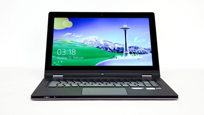 Yoga har 13-tommers IPS-skjerm med 1600x900 som oppløsning. En god kombinasjon, mener vi.