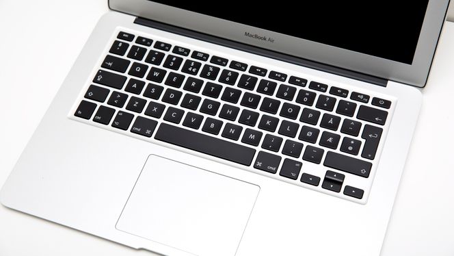 Pekeplata er fortsatt den beste på markedet, og tastaturet også langt over gjennomsnittet.