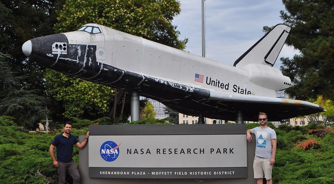 Saresh Mohamad og Fridtjof Wabakken studerer henholdsvis master i drilling engineering og master i industriell økonomi ved UiS. Som leder og styremedlem for Mars Institute Norges studentforening fikk de sjansen til å tilbringe sommeren hos Nasa i USA.