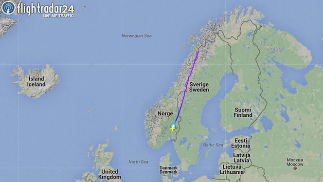 Radardataene fra ulykkesflyet  tok brått slutt rundt klokken 00.20 i natt, ifølge nettstedet Flightradar24. Deres data kan tyde på at flyet stupte 20.000 fot på ett minutt.