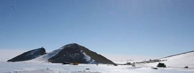 KSAT betjener Galileo fra TrollSat-stasjonen i Antarktis. (Foto: KSAT)