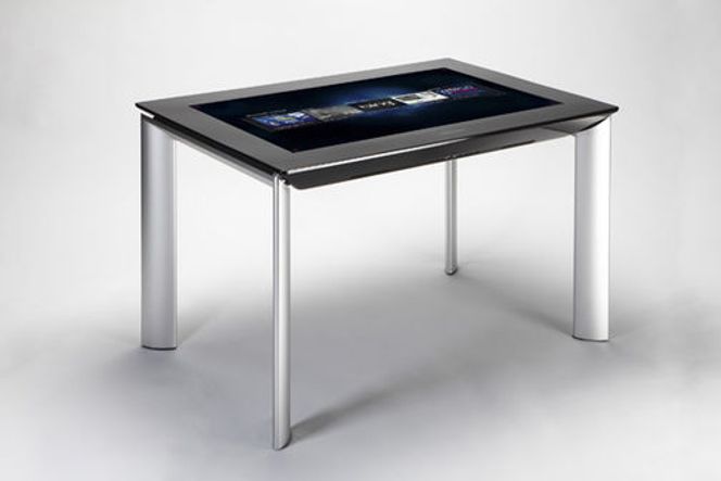 Microsoft Surface 2.0, neste versjon av selskapets flerberøringsbord. Det er laget i samarbeid med Samsung. Bilde: Microsoft