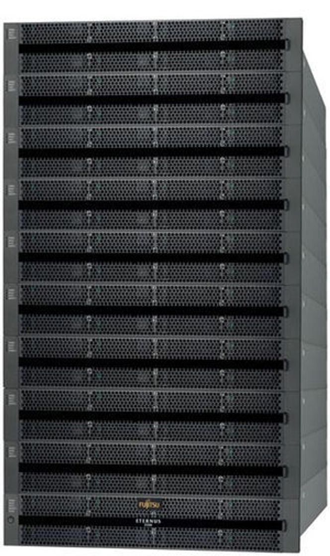 Makasimalt utbygget tilbyr Eternus DX80 120 terabyte.