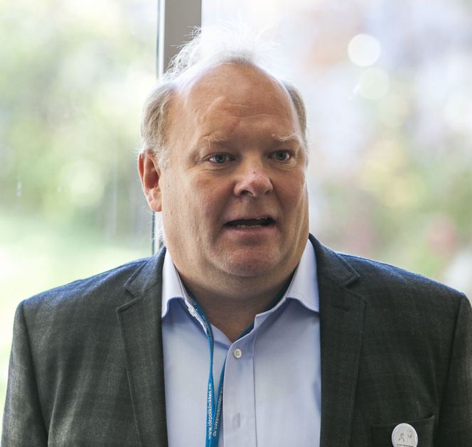 Innovasjonskonsulent Ronny Kristiansen, mener at 4G-teknologien er viktig for å forkorte sykehusopphold slik at pasienter kan tilbringe mer tid i eget hjem. Bilde: Per Ervland