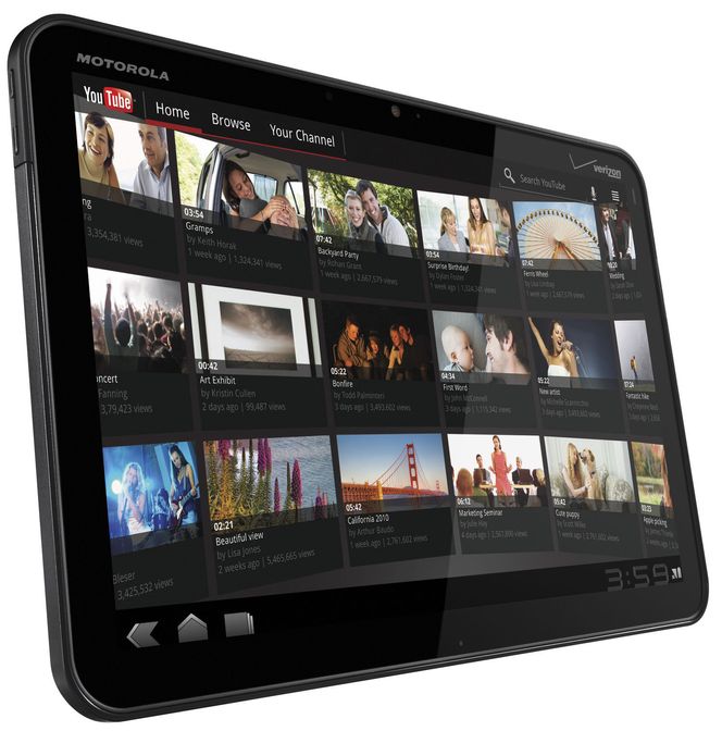 Motorola Xoom framstår som et ganske ordinært nettbrett, men blir blant de første med Android 3.0. Bilde: Motorola Mobility