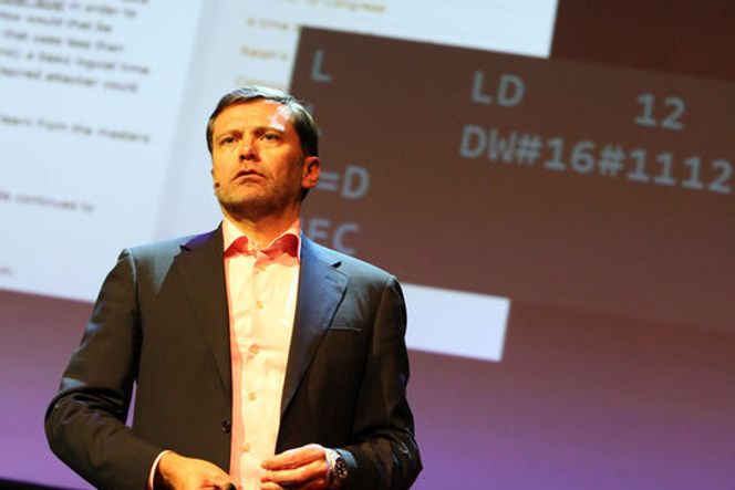 Logisk bombe på 14 bytes: Ondsinnet kode som gjør stor skade trenger ikke nødgendig være så omfattende, noe Ralph Langner tidligere har påvist. Bilde: Marius Jørgenrud