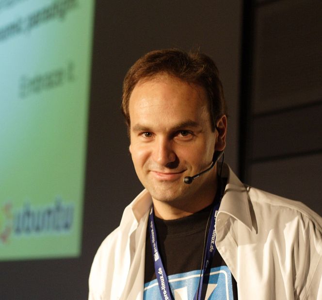 Canonical-sjef Mark Shuttleworth under Linuxtag 2006 i Wiesbaden. Bilde: Martin Schmitt - stoppedphoto.com