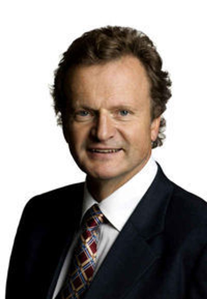 Konsernsjef Jon Fredrik Baksaas venter betydelig lavere EBITDA-margin i 2010 enn i 2009.