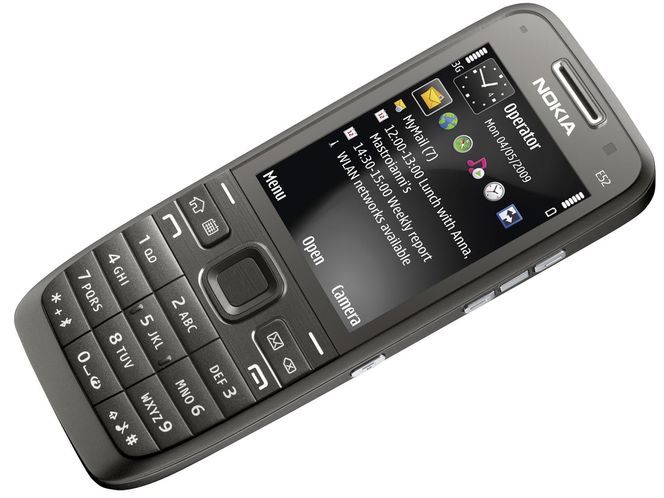 Nokia E52