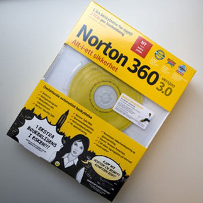Figuren i sorthvitt er en av Nortons nye superhelter. Se www.nortonheroes.no.