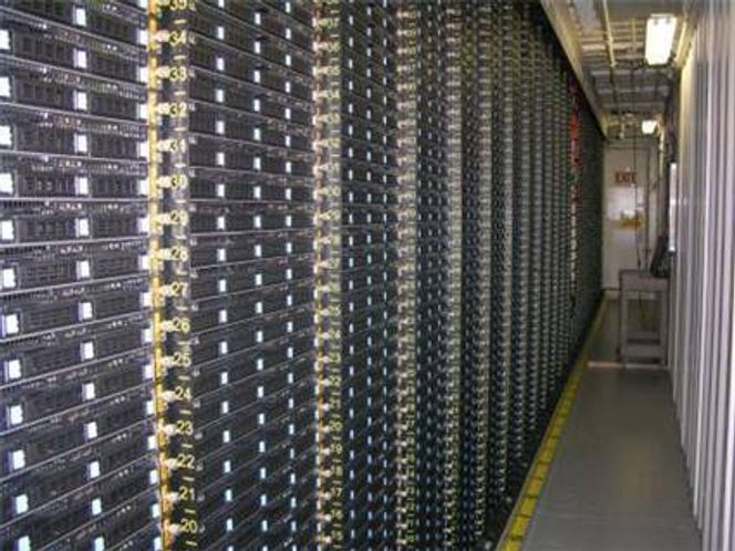 Fra insiden av en serverkonteiner i Microsofts nye datasentral i Chicago.