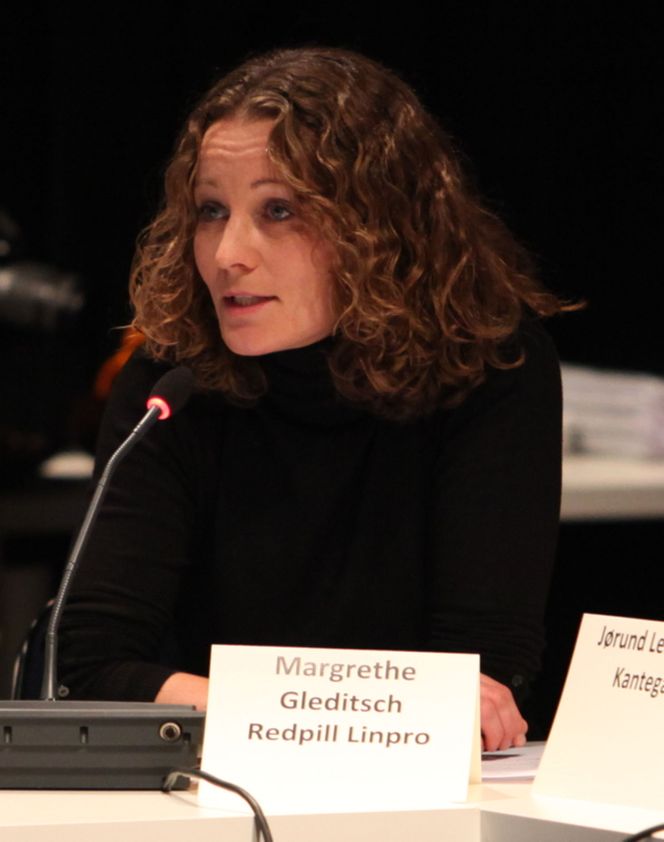 Offentlig sektor må sørge for at nettjenestene alltid er oppe. Google, Facebook, Twitter og Wikipedia er alltid oppe, og de gjør det med norsk teknologi som er fritt tilgjengelig, sa Redpill Linpro-sjef Margrethe Gleditsch, uten å nevne at hun siktet til deres egen webcache Varnish. Ellers er styrket satsing på forskning og innovasjon, samt åpning av offentlige data blant flere av forslagene hun har levert til idédugnaden. Bilde: Per Ervland