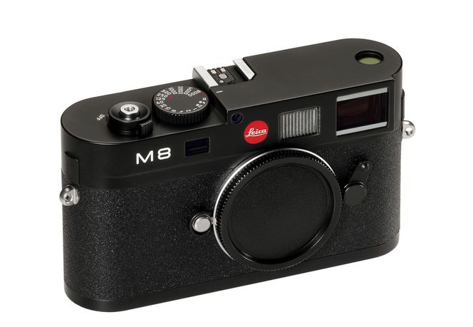 Auksjonen av den første digitale Leica M8 er avsluttet med høyeste bud på EUR 24.000