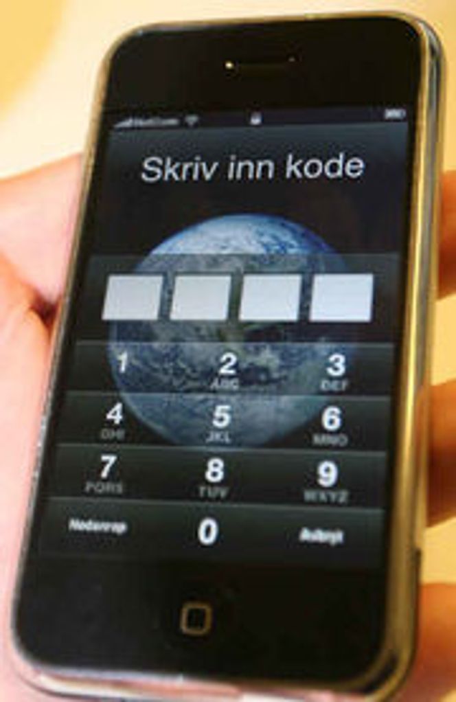 Trykker man «nødanrop» i dette skjermbildet så fungerer forhåndsvisning av meldinger selv om dette er avskrudd og telefonen låst.