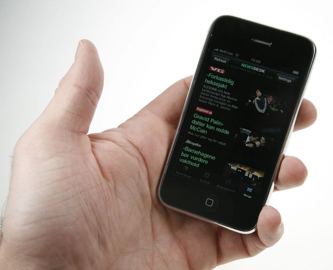 NewsDesk er en iPhone-applikasjon som henter frem toppsakene fra forskjellige norske og internasjonale nettaviser.