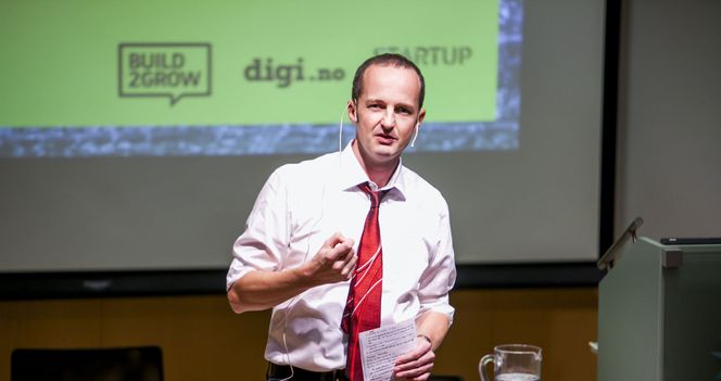 Mark Burgess startet som fysiker men endte opp som informatikk-professor og programvaregründer. Bilde: Per Ervland