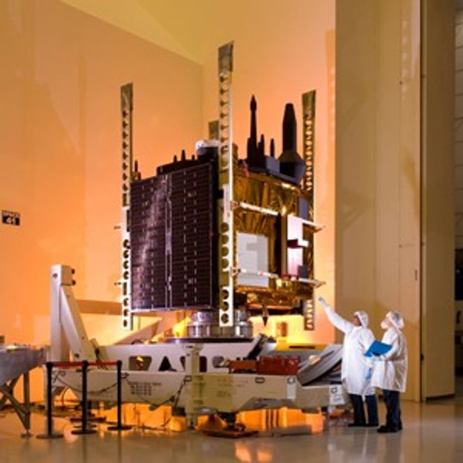 Boeing GPS IFF-satellitt Bilde: Dana K. Reimer