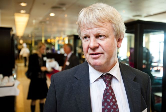 Kompetansen er høy og prisene lave på Sri Lanka. - En annen fordel er at det nå er enklere å fly dit, etter at det er opprettet direkterute mellom Doha i Qatar og Colombo på Sri Lanka. - I starten er det nødvendig å møtes ansikt til ansikt, sier Krogshus om tjenesteutsetting. Bilde: Per Ervland