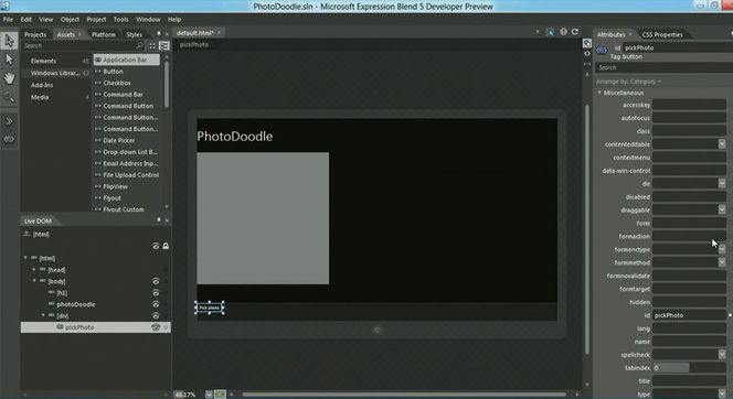 Design av HTML + JavaScript-basert Metro-applikasjon i Expression Blend 5