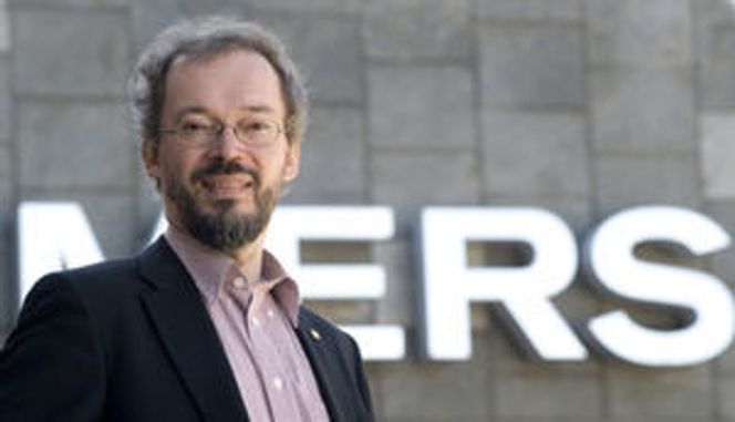 Professor Jari Kinaret leder Graphene-Coordinated Action-prosjektet. Han er direktør for nanovitenskap og -teknologi ved Chalmers. Bilde: Jan-Olof Yxell