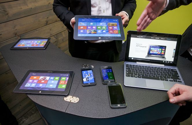 Samsung viste fram hele spekteret av selskapets nye Windows-produkter. Bilde: Per Elvland