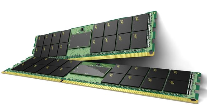 Minnemoduler av typen LRDIMM fra Micron.