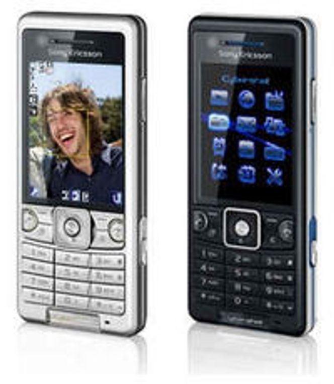 Netcom vil tilby Sony Ericsson C510 med Facebook direkte fra menyen.