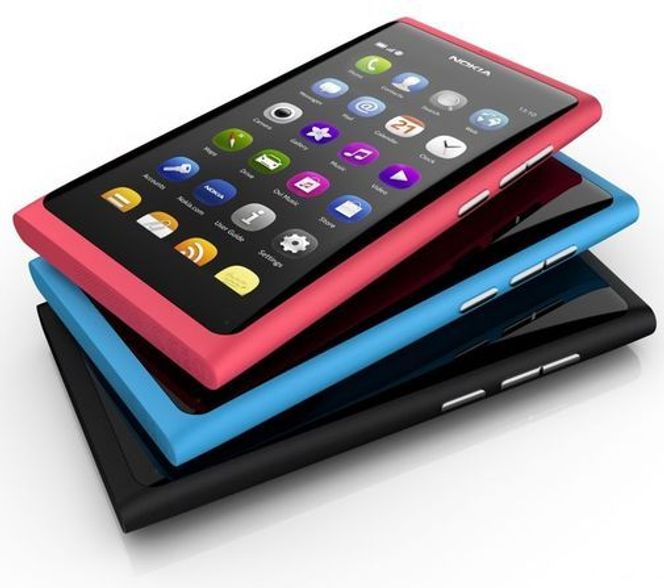 Nokia N9 kommer i tre ulike farger. Bilde: Nokia