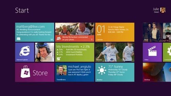 Startmenyen i "Windows 8" med de nevnte flisene, som også kjennetegner Windows Phone 7. Bilde: Microsoft