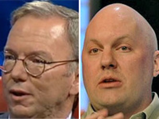 Googles styreformann Eric Schmidt (t.v.) mener det er en IT-boble på gang. Investor og Netscape-gründer Marc Andreessen er uenig.