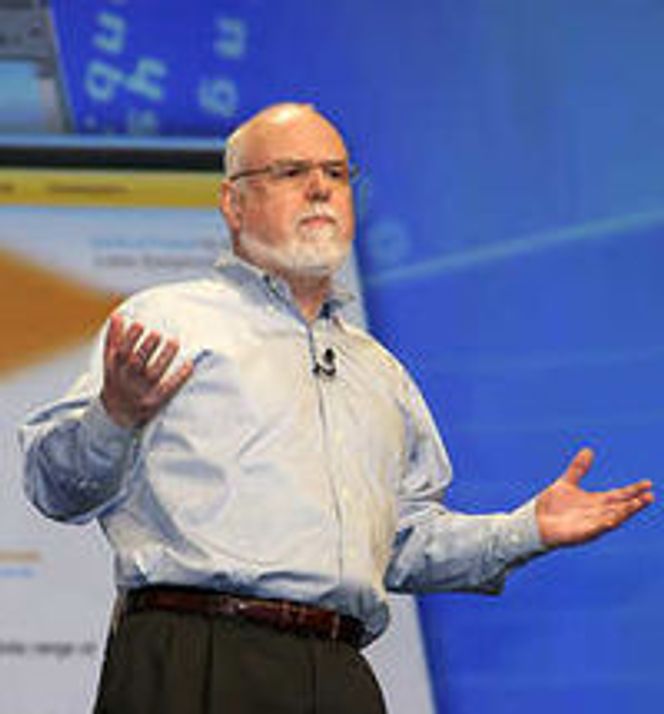 Kevin Cavanaugh erfarer at kundene etterspør applikasjoner til fire plattformer: Apple, Android, RIM og Nokia. (Bildet er tatt på Lotusphere 2008.) Bilde: IBM