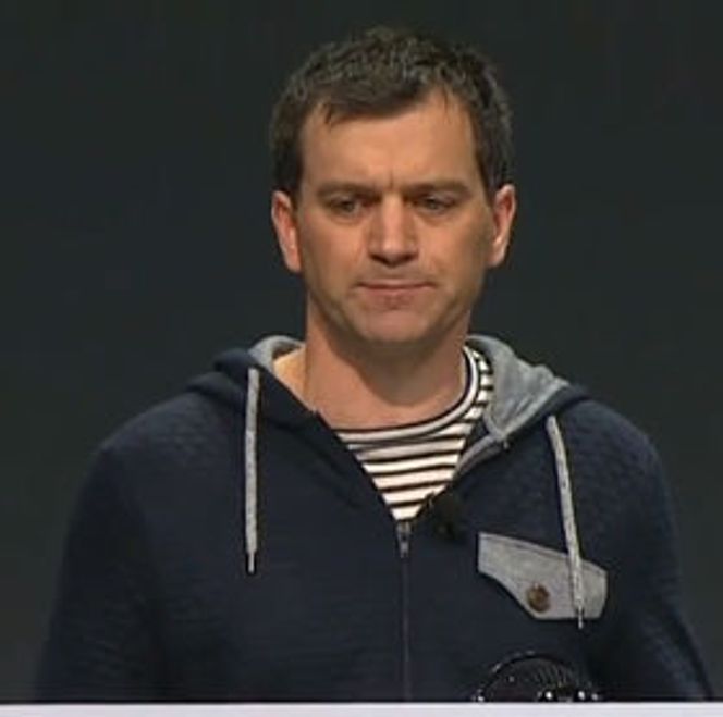 Daniel Graf fortalte om nyheter som kommer i Google Maps. Bilde: Google YouTube-video