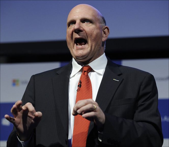 Enkelte har sett på Steve Ballmer som noe av en klovn. Med opptredener som dette, har Ballmer selv bidratt mye til dette inntrykket. Bilde: Bloomberg/All Over Press/Getty Images