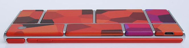 Slik kan en Project Ara-telefon kanskje bli seende ut, men utseendet er blant de tingene som i stor grad skal kunne overlates til brukeren selv å velge. Bilde: Motorola Mobility