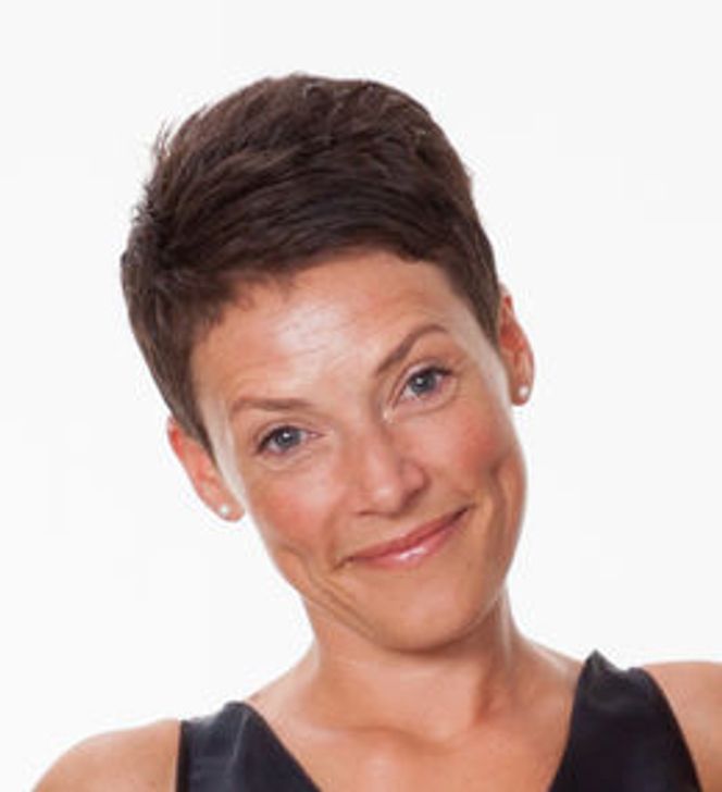 ØKER: Daglig leder Maren Heggland i Sikringsradioen registrerer økende bruk av vhf-radio. Bilde: Sikringsradioen