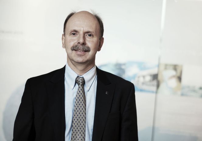 Steinar Thomsen, seksjonssjef navigasjon hos Norsk Romsenter, håper på mange norske bidrag i en stor innovasjonskonkurranse. Håpet er å få frem nye innovative bruksmåter for navigasjonsteknologi. Bilde: Trude Eng