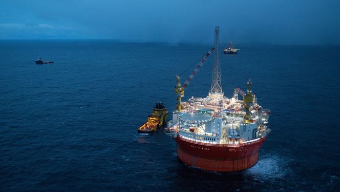 LIKE FØR PRODUKSJON: Teknisk Ukeblad dokumenterte Goliat-flyteren i månedsskiftet februar/mars, like før den nær 60.000 tonn tunge innretningen startet produksjonen. Foto: Eirik Helland Urke