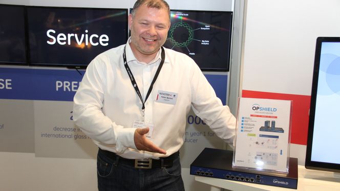 Petter Bjerkeli fra Novotek med Opshield security solution. Bilde: Joachim Seehusen