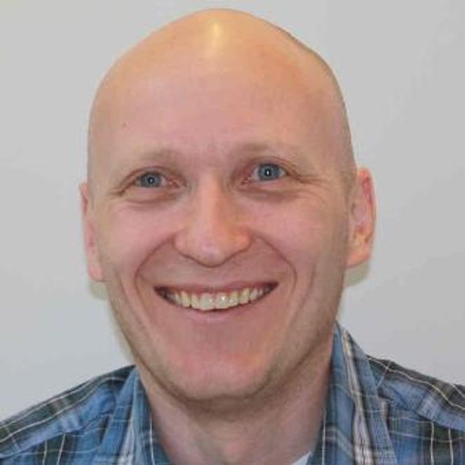 Seksjonssjef, Ola Ervik, ved NTNU mener Huawei er en aktør man kan stole på. Foto: NTNU