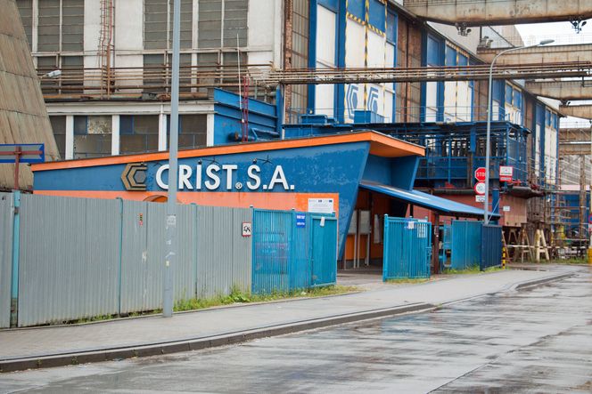 Crist-verftet i Gdynia inngikk kontrakt med Armex, som ansatte nordkoreanske arbeidere. To av Crists ansatte burde ha vært like ansvarlige for dødsfallet, mener forsvarsadvokaten i saken. Foto: Lars Taraldsen